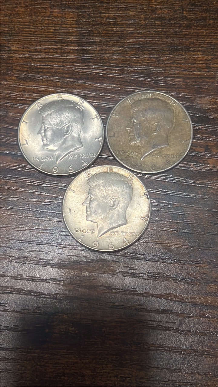 lot of 3 90% silver 1964 Kennedy halfs
