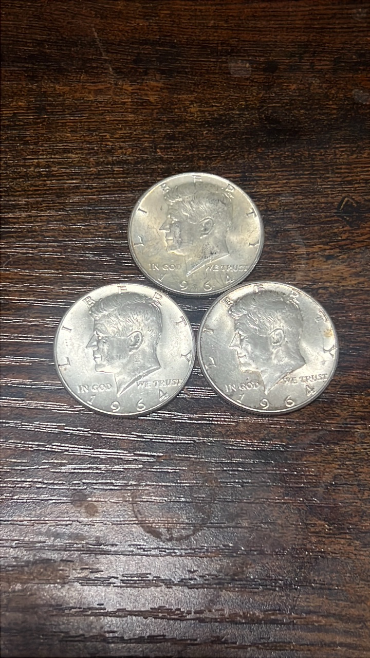 lot of 3 90% silver 1964 Kennedy halfs