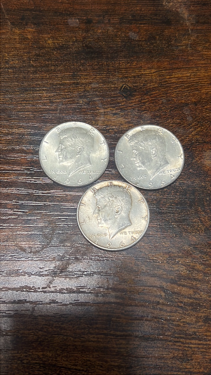 lot of 3 90% silver 1964 Kennedy halfs