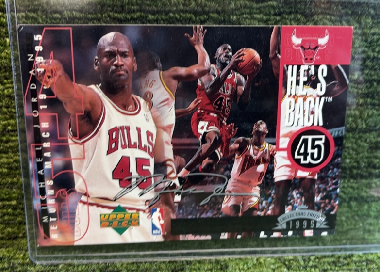 lot 105 image: 1995 UD Collectors Edition SP Hes Back He Returns Jumbo Auto Card