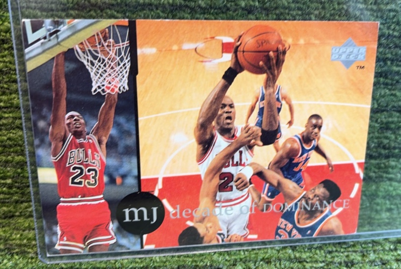 lot 106 image: 95 UD Collectors Edition SP Hes Back He Returns Jumbo Auto Card