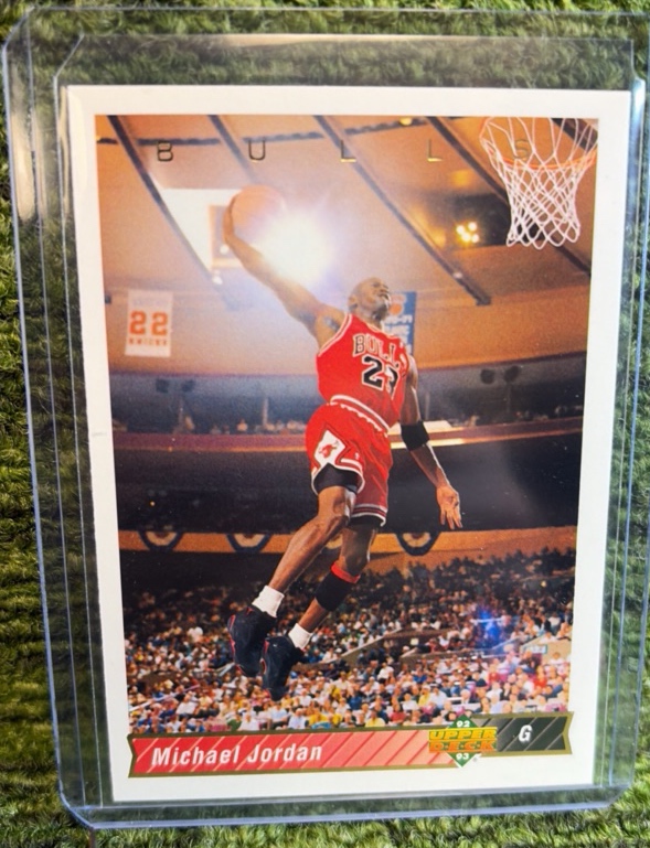 lot 119b image: 1995-96 Collectors Choice Checklist #210 Michael Jordan Chicago Bulls