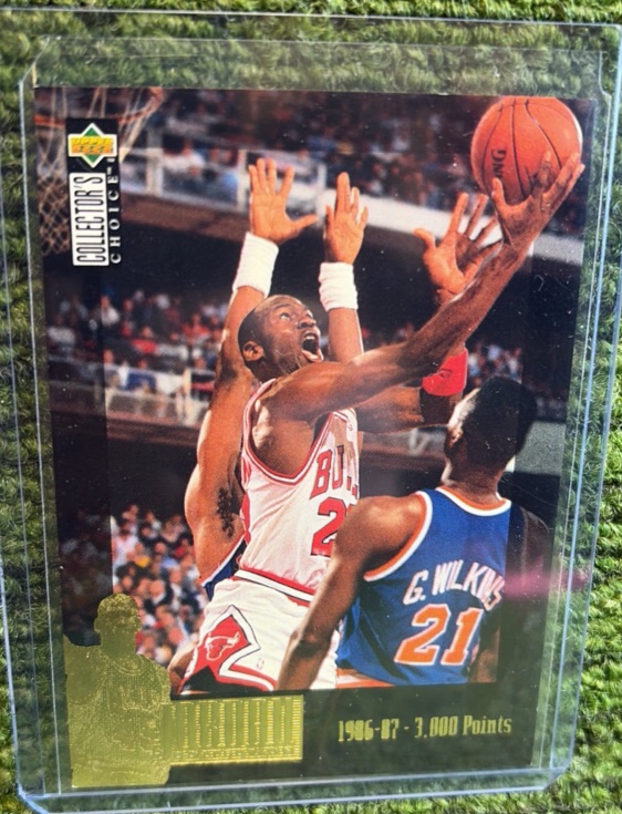 lot 119g image: 1995 Upper Deck The Jordan Collection - #JC2 Michael Jordan 3000 POINTS BULLS