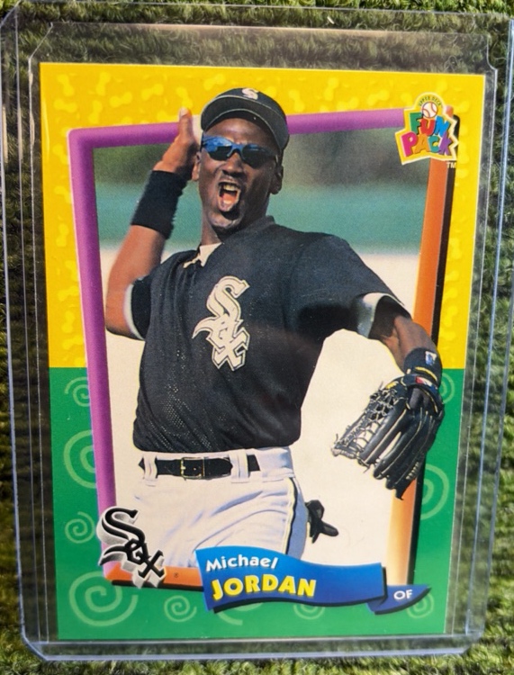 lot 142 image: 1994 UPPER DECK MICHAEL JORDAN WHITE SOX ROOKIE FUN PACKS #170