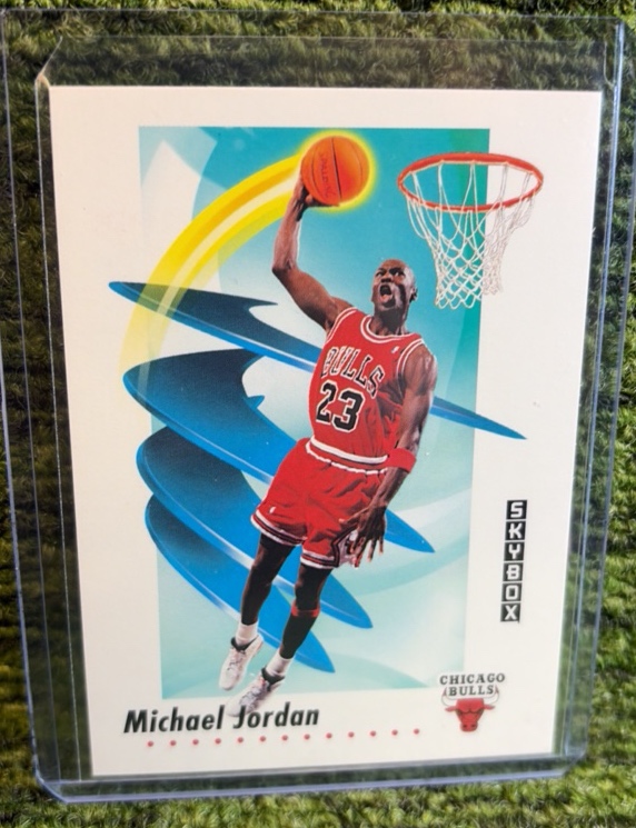 lot 147 image: MICHAEL JORDAN 1991 Skybox #39 Basketball NBA Card CHICAGO BULLS
