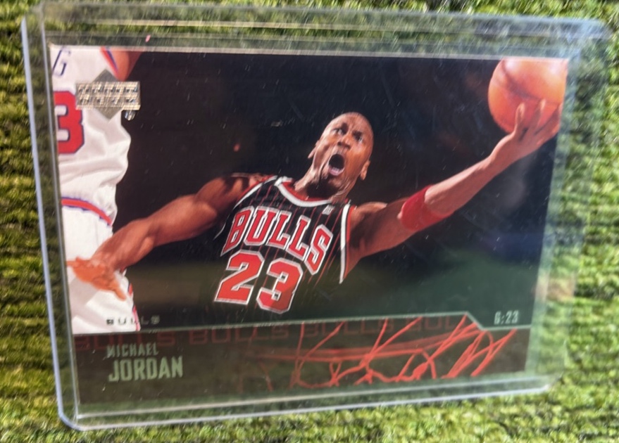 lot 148 image: 2003-04 Upper Deck Michael Jordan Chicago Bulls