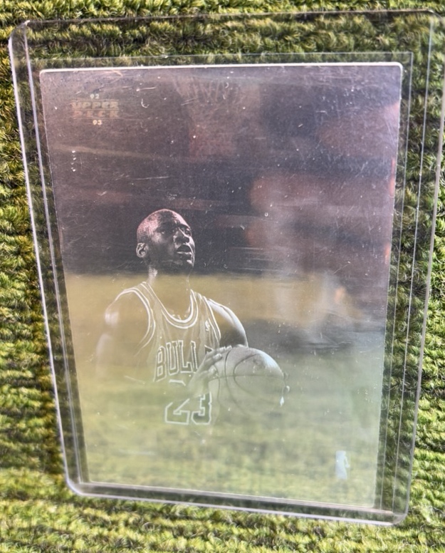 lot 151 image: 1992-93 UPPER DECK MICHAEL JORDAN MCDONALDS (HOLOGRAM) CHICAGO BULLS