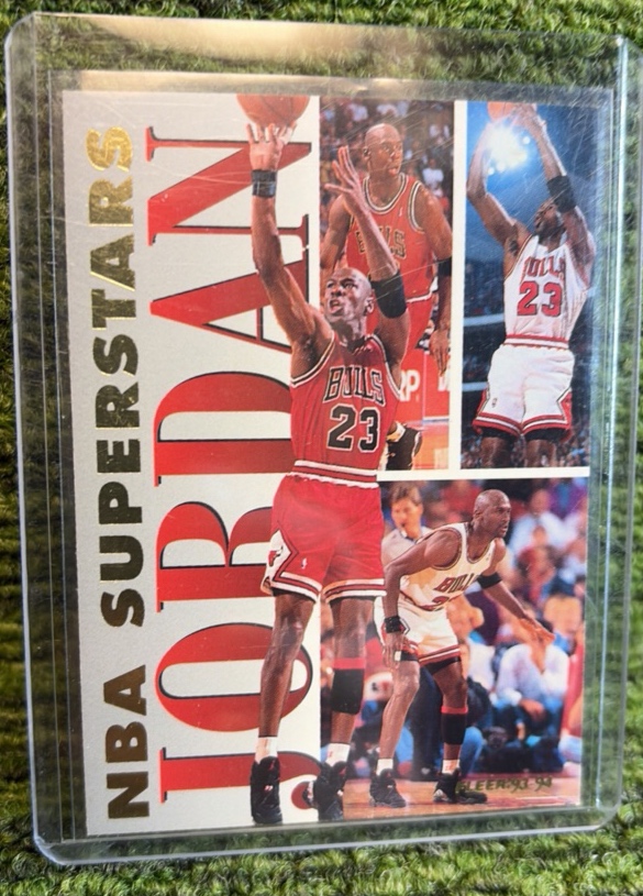 lot 152 image: Michael Jordan - 1993-1994 Fleer - NBA Superstars - Chicago Bulls - #7 of #20