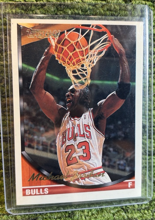 lot 154 image: 1993-94 Michael Jordan Topps #23 Chicago Bulls NBA GOAT
