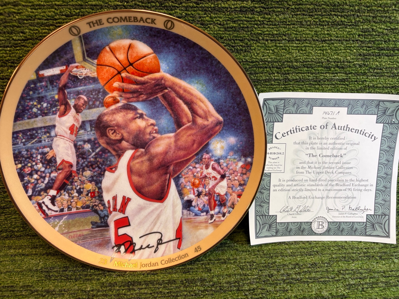 lot 20 image: Michael Jordan The Comeback Bradford Exchange Collectible Plate w COA