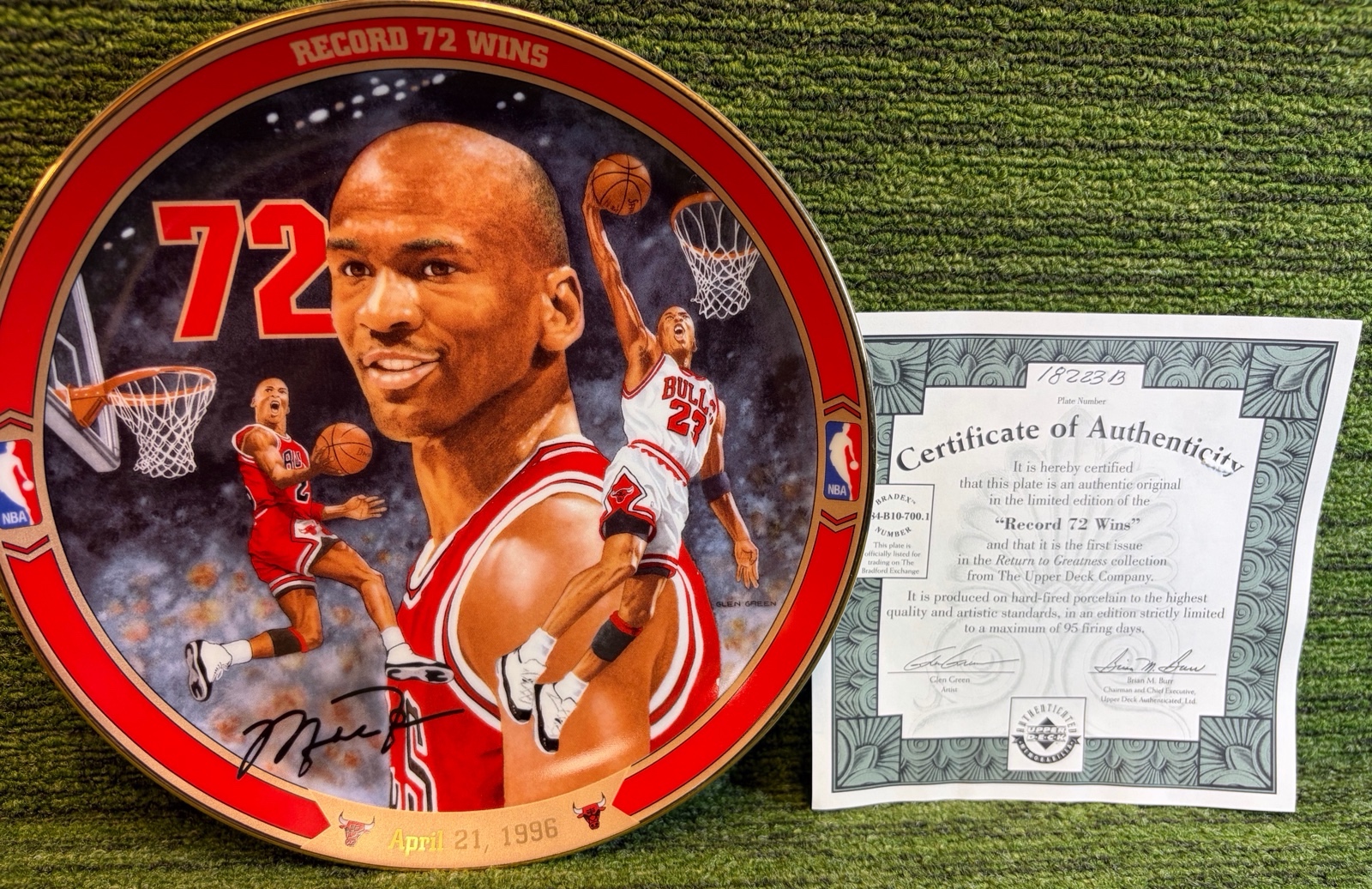 lot 21 image: Michael Jordan RECORD 72 WINS Plate by Upper Deck and Bradford Exchange W COA