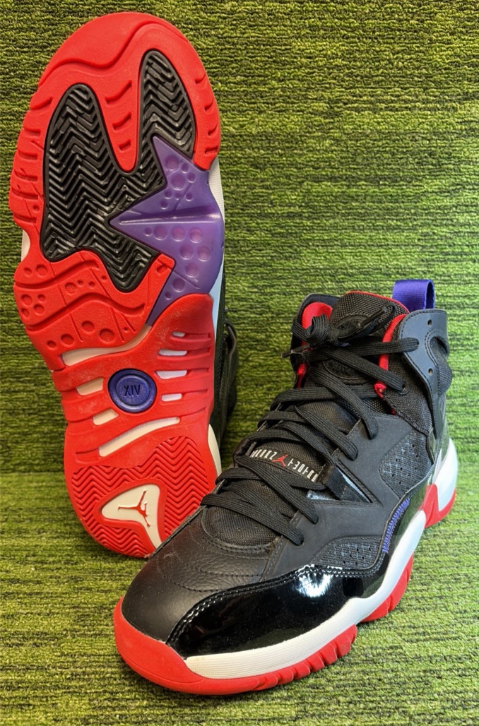 Jordan Jumpman Two Trey Bred Raptors Black True Red Concord DO1925-001 Size 10 Like New- Test drove Once!