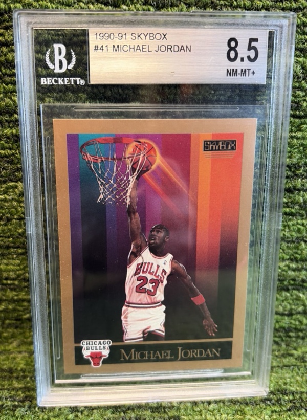 lot 31 image: 1990 Skybox Basketball MICHAEL JORDAN #41 BGS 8.5 NM-MT Chicago Bulls HOF