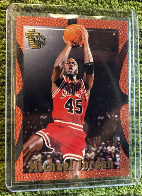 lot 36Q image: 1994-95 Topps MB Embossed #121 Michael Jordan (NMMT) (HOF)  Chicago Bulls