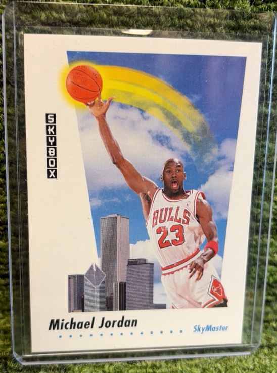 lot 36y image: 1992 Skybox Micheal Jordan Sky master #583 Chicago Bulls