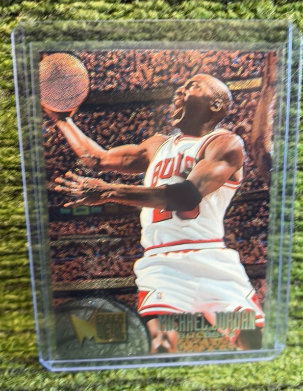 lot 46 image: 1995 Fleer Metal #13 Michael Jordan Chicago Bulls