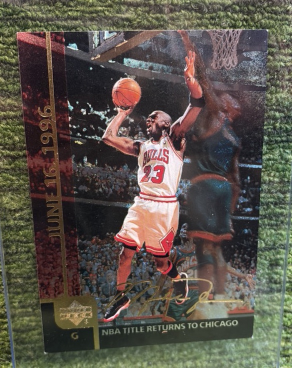lot 60 image: Michael Jordan Upper Deck 1996 NBA Title Returns To Chicago #MJ4 Jumbo 3.5x5