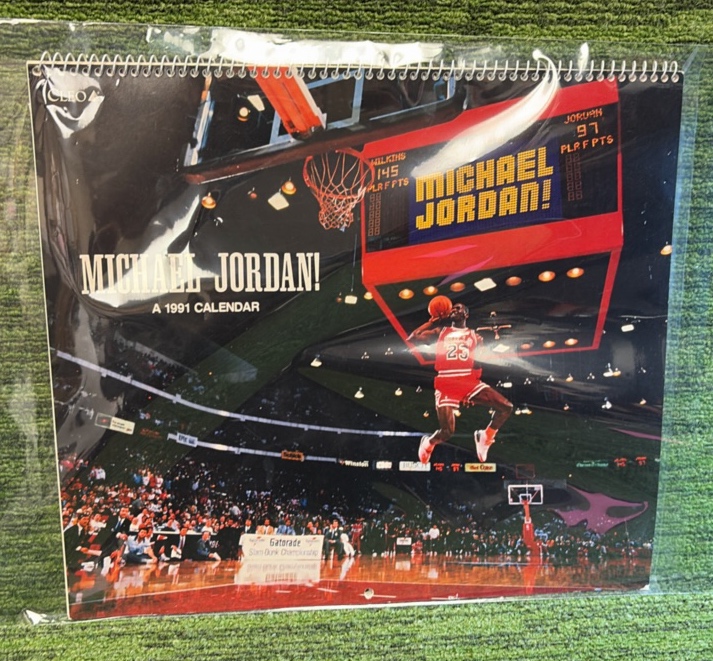 lot 65 image: 1991 Chicago Bulls Michael Jordan Collectible Calendar