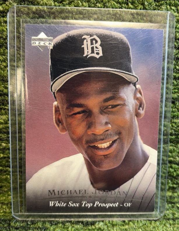 lot 67h image: 1994 Upper Deck Michael Jordan top prospects Baseball Card #45 RC White Sox
