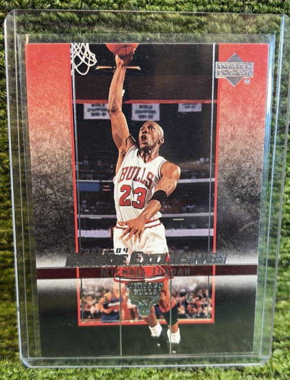 lot 8e image: 2003-04 Upper Deck Rookie Exclusives - Michael Jordan #60