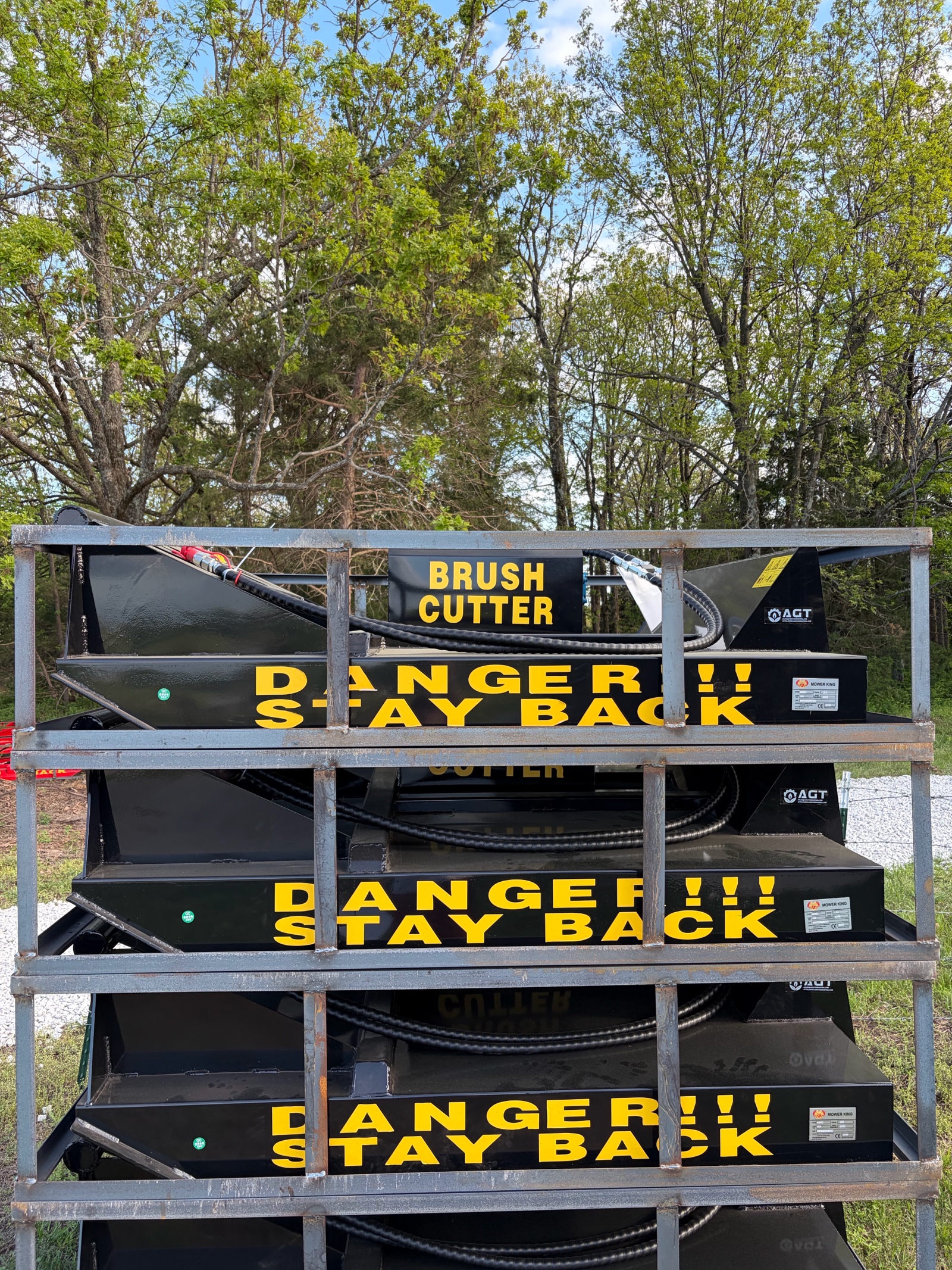 72 Skid Steer Brush Cutter, 12-16 GPM, 2 Blade  AGT �