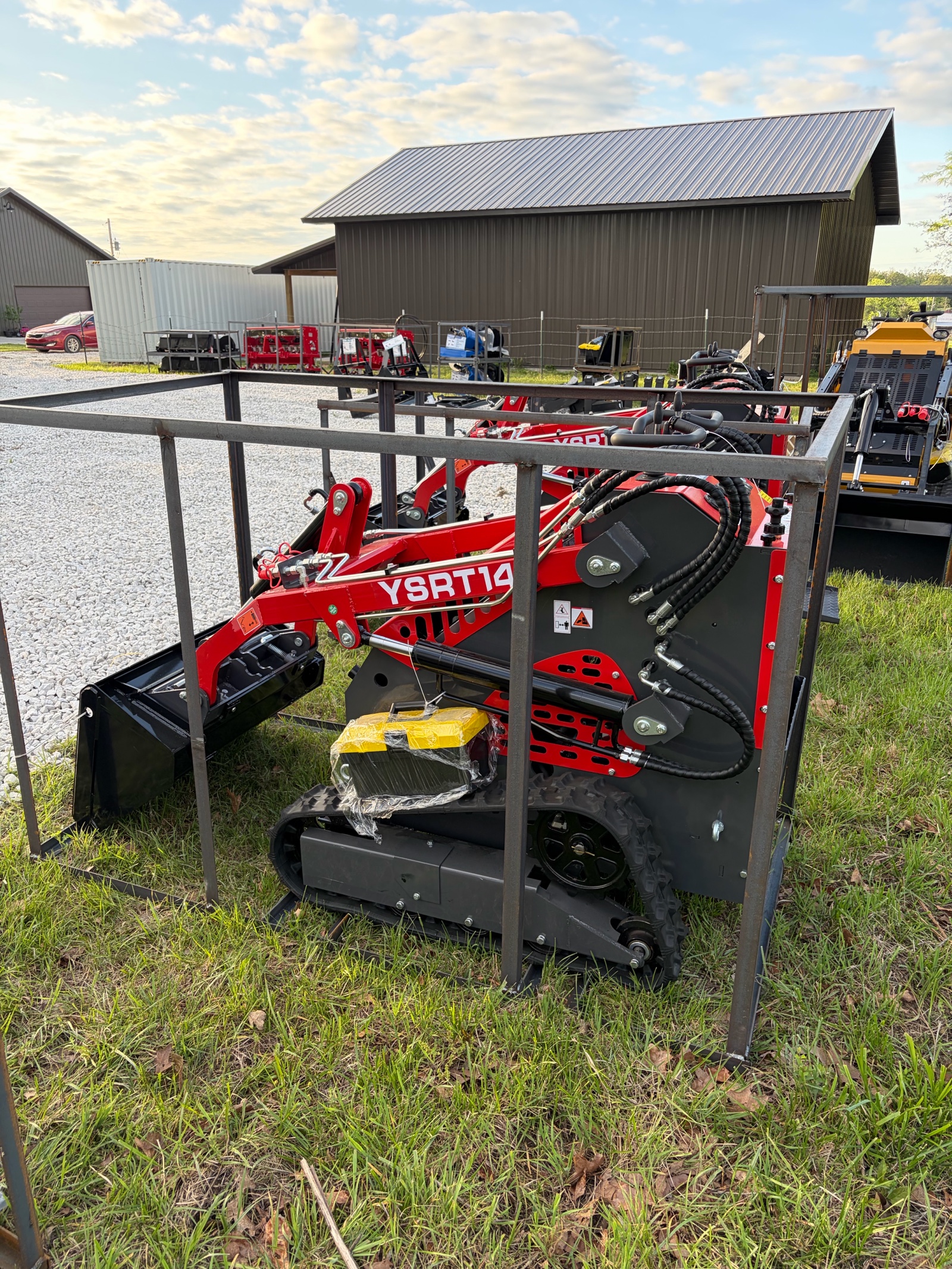 Stand-On Skid Steer Track Loader Crawler  AGT-YSRT14