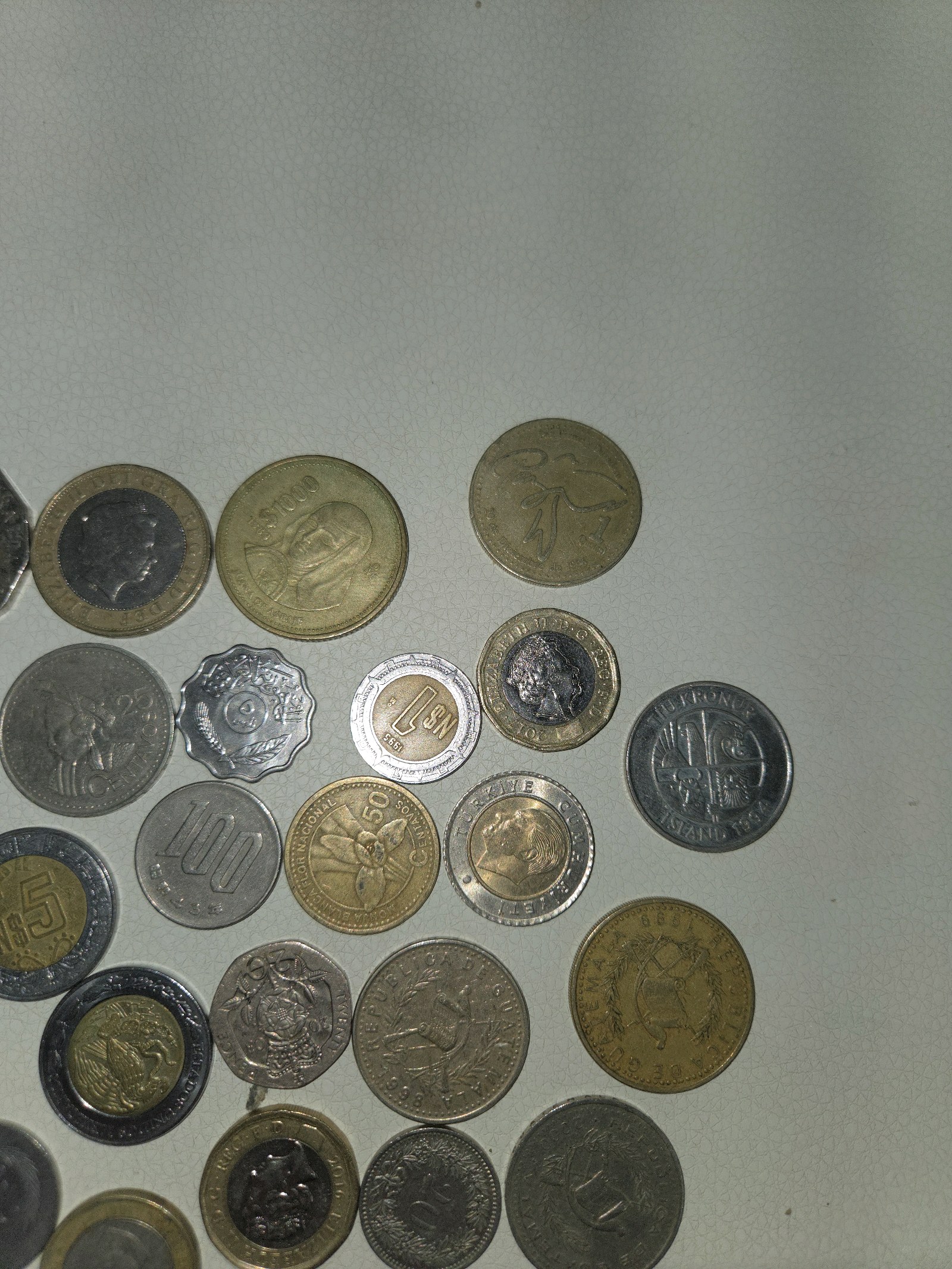 lot 53 image: collection of vintage and modern coins