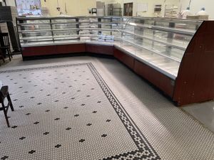 Arctica Refrigerated bakery case