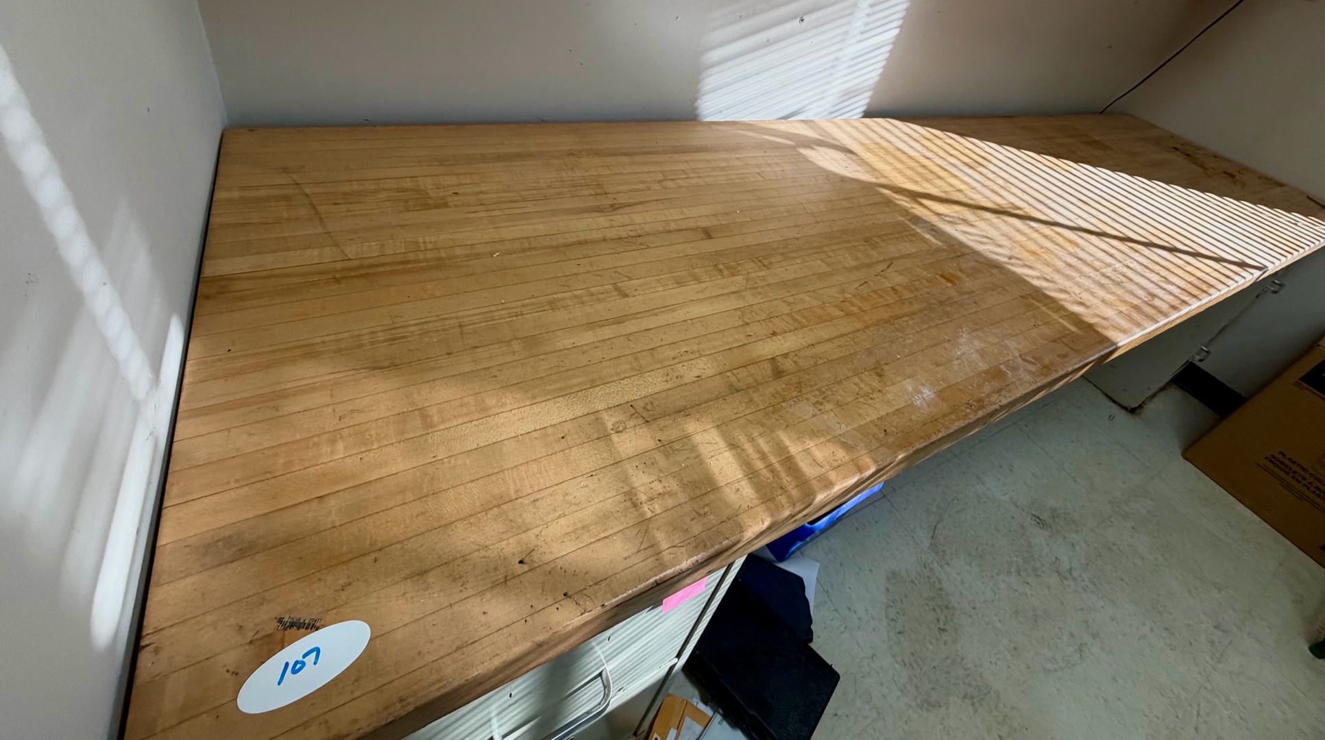 lot 107 image: Butcher block