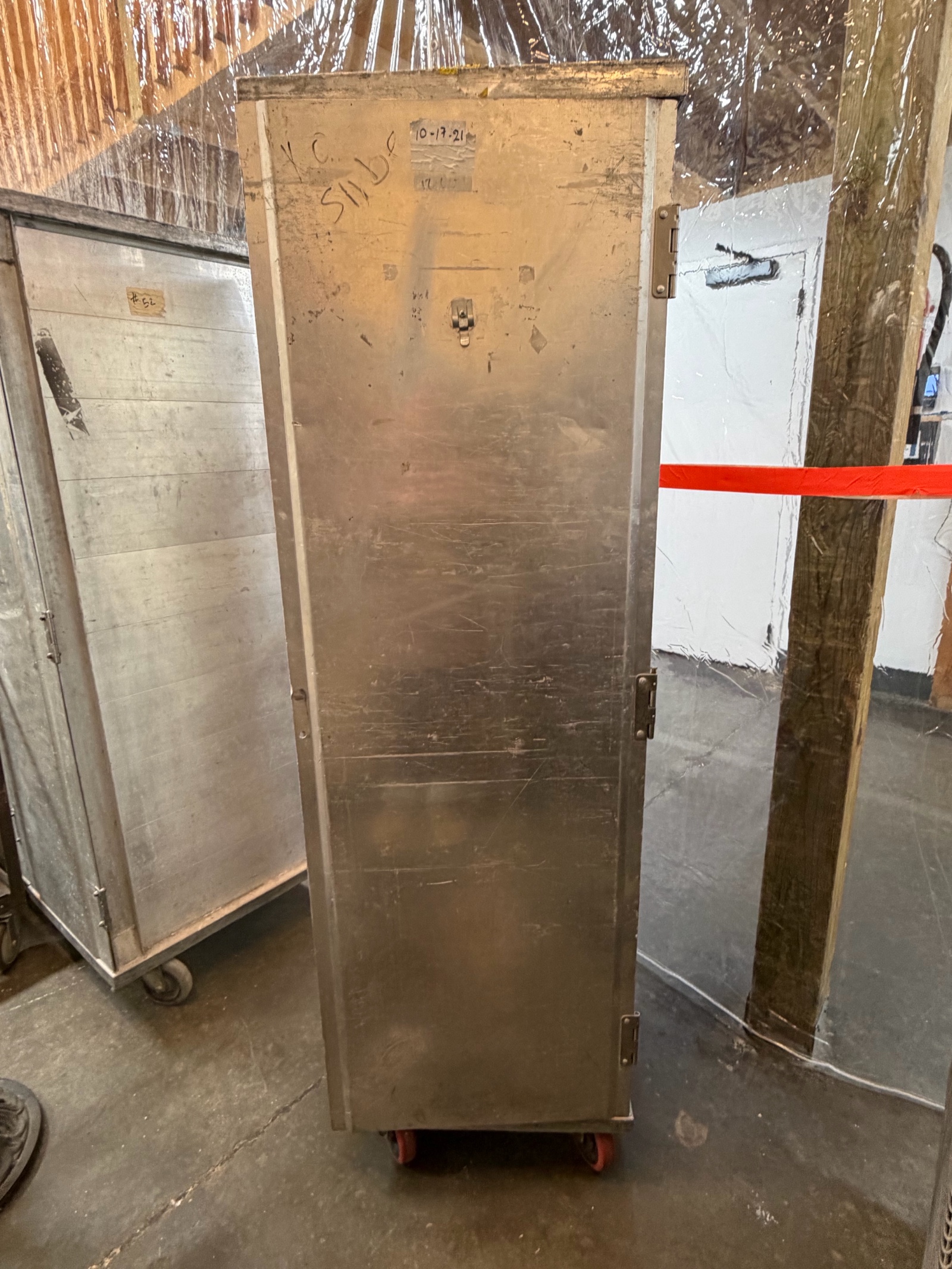 lot 182 image: transport rack