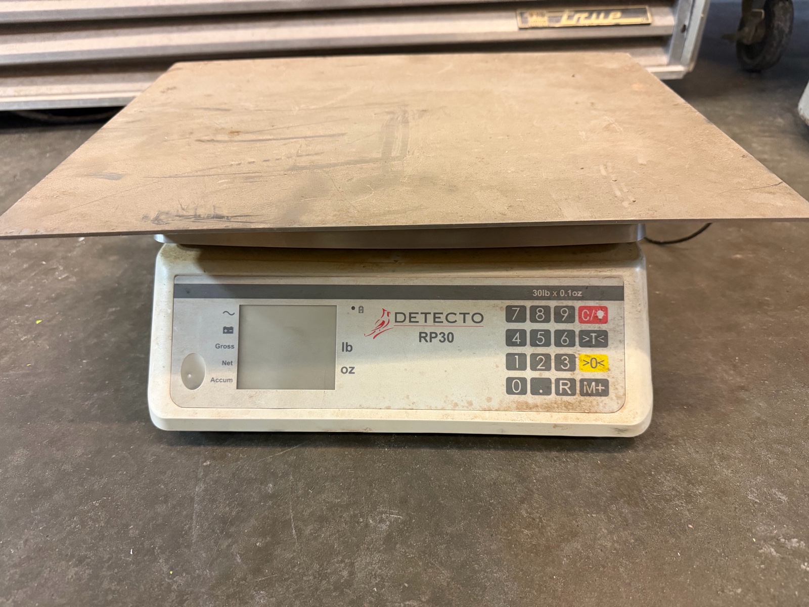 lot 196 image: scale