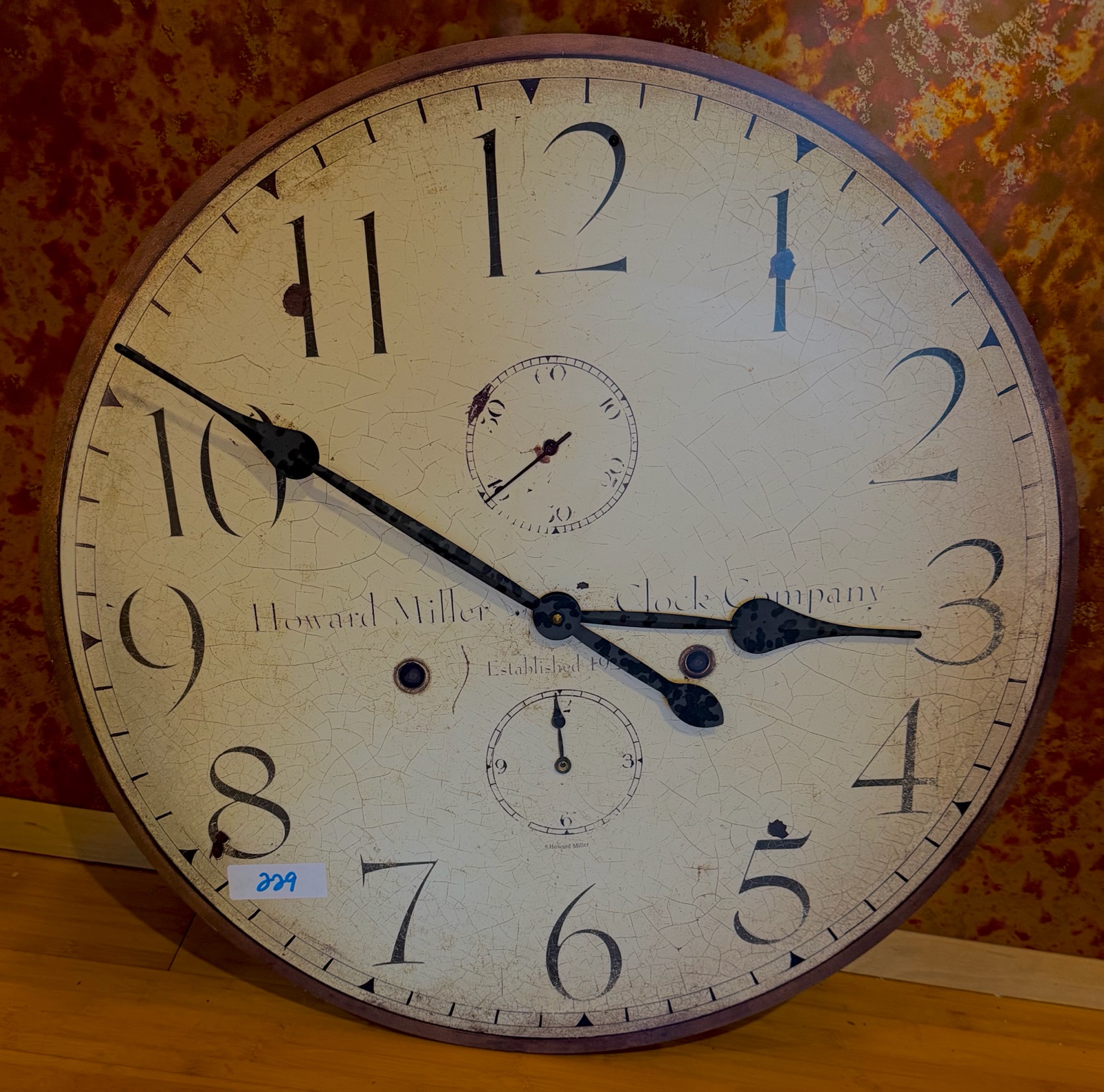 lot 229 image: wall clock