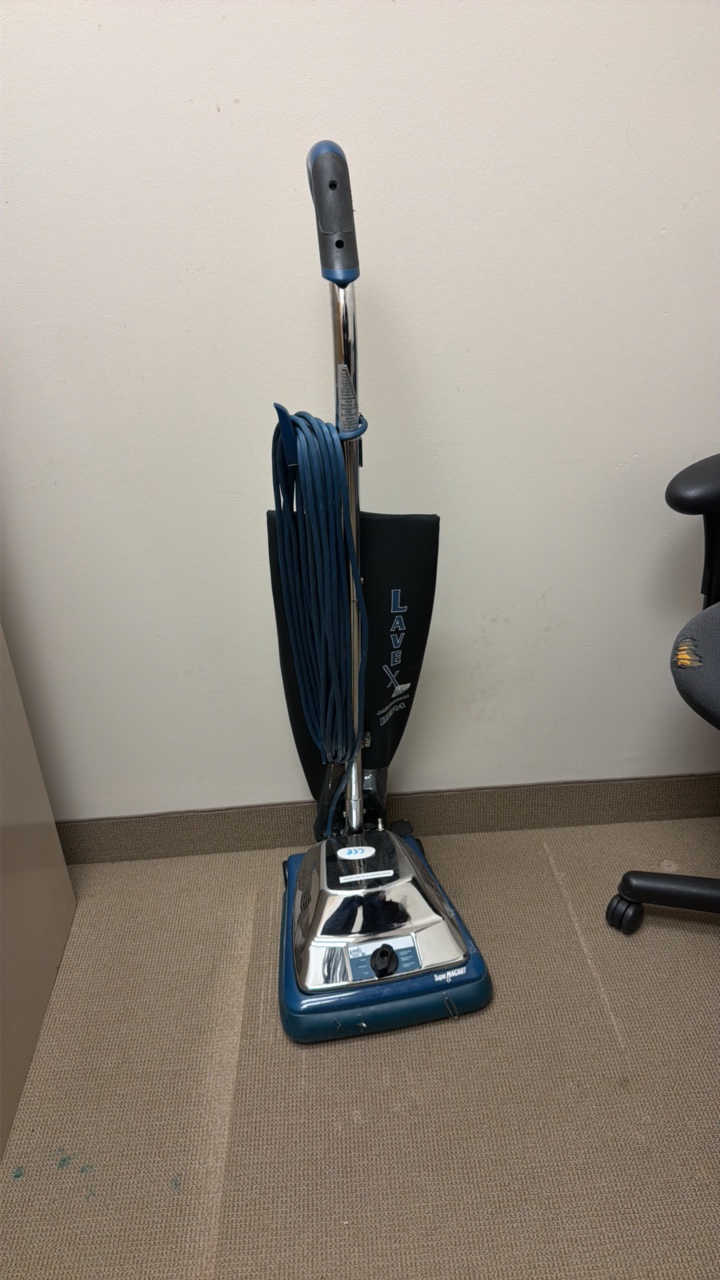 lot 237 image: vacuum lavex