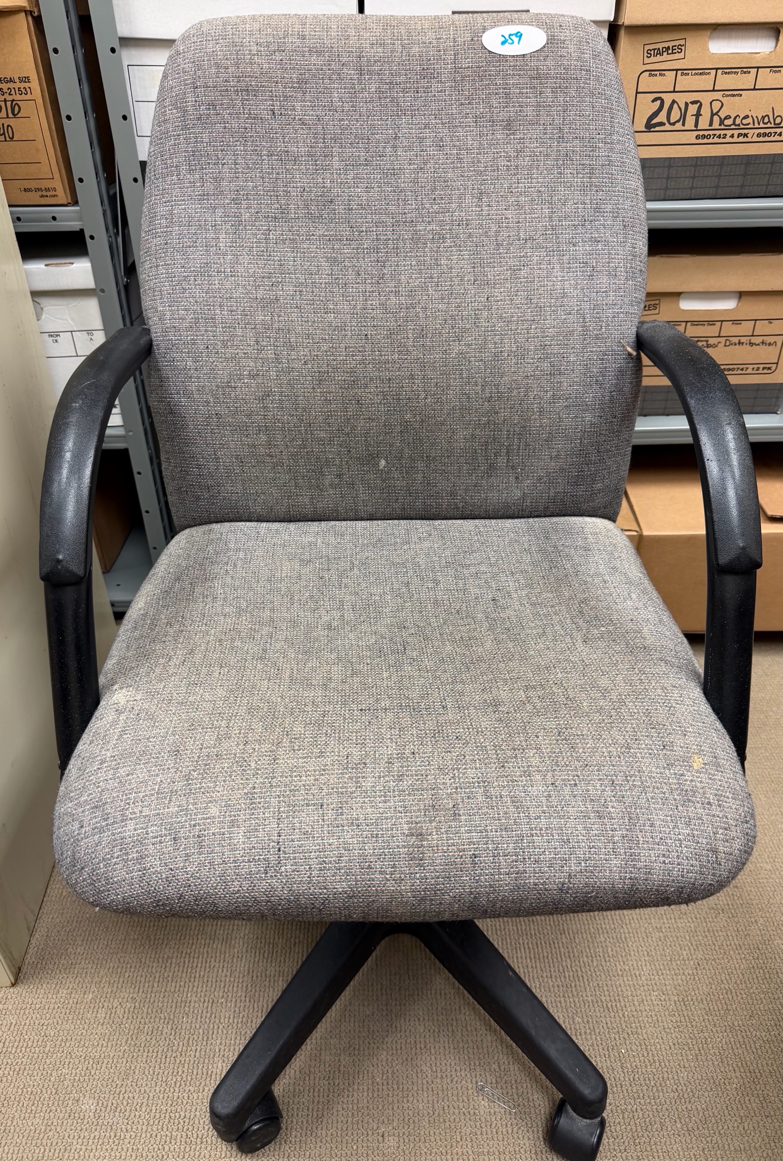 lot 259 image: gray chair