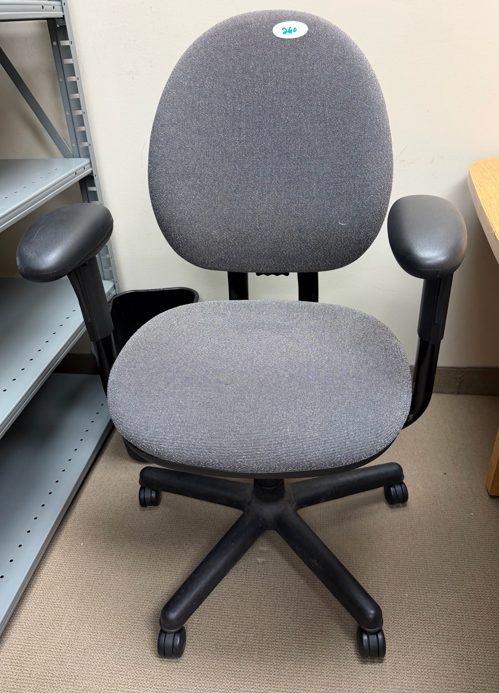 lot 260 image: gray chair