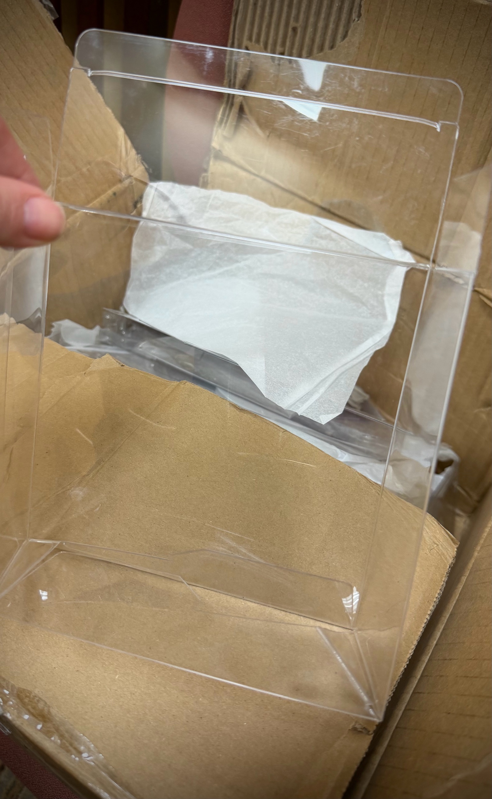 lot 283 image: clear bags