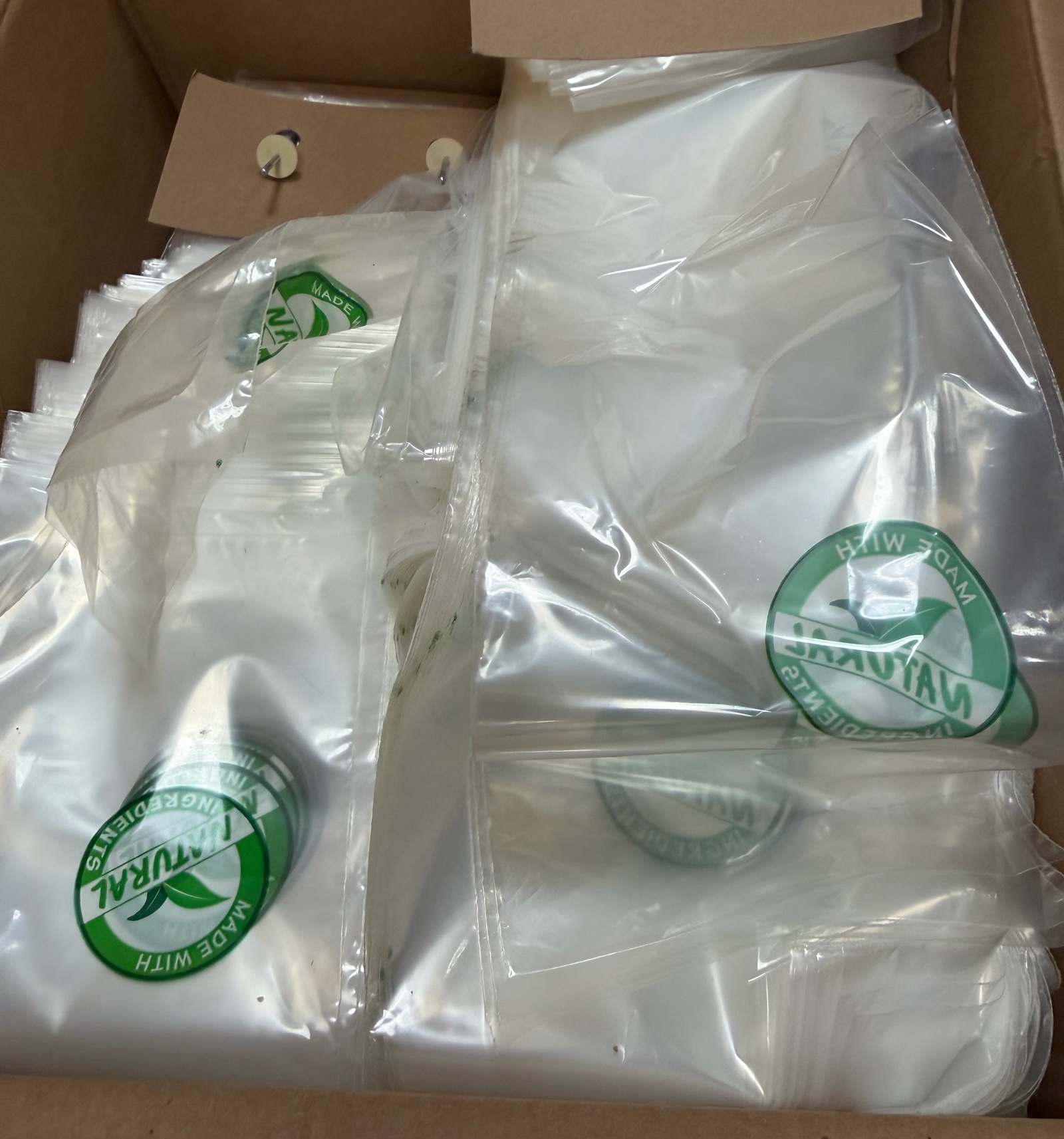 lot 293 image: French bread bags