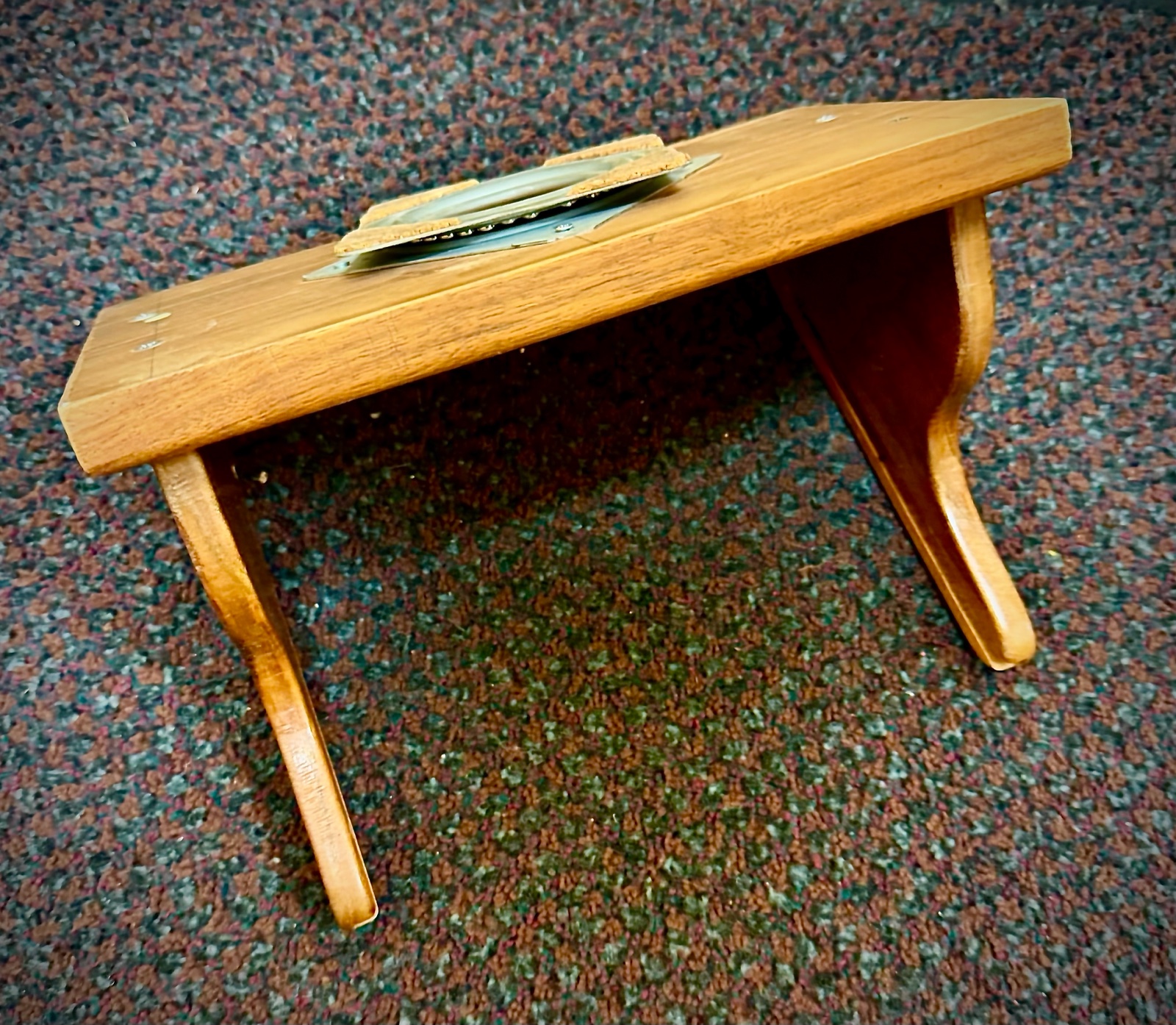 lot 295 image: shelf