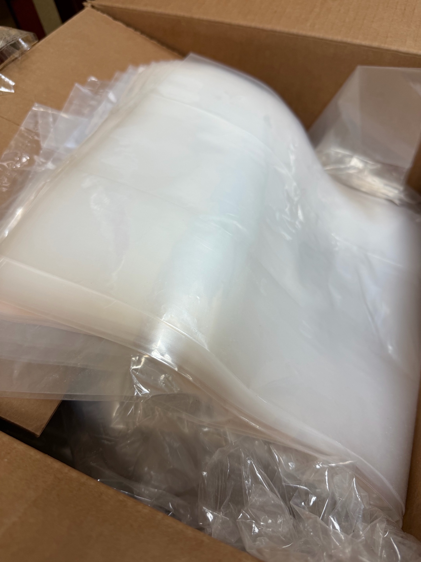 lot 302 image: Clearcoat bags 2 12 inch