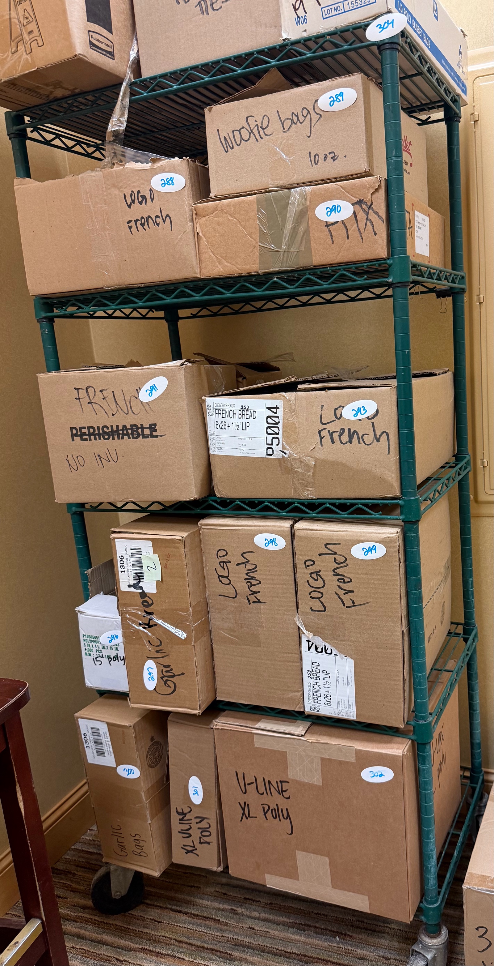 lot 304 image: Bakers Rack