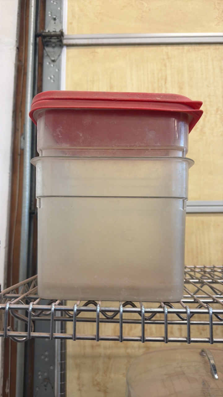 lot 321 image: two containers with lids