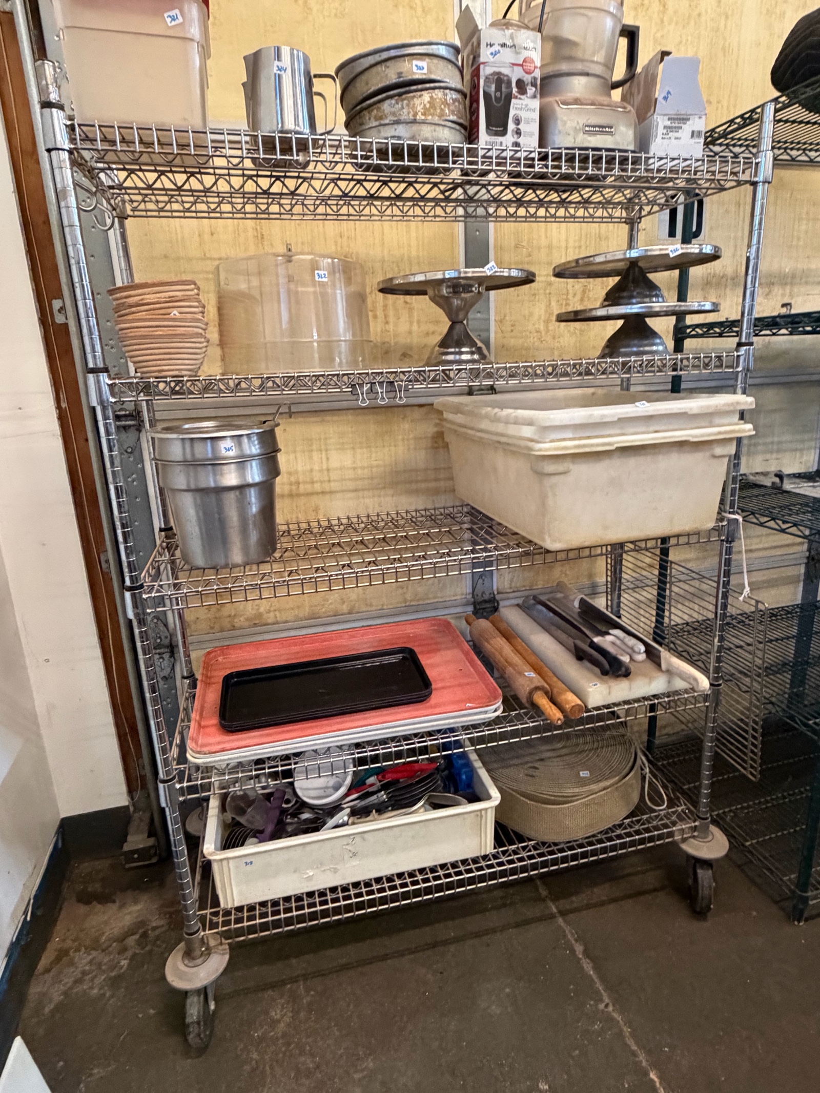 lot 332 image: bakers rack metal