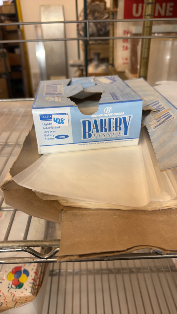 lot 428 image: bakery tissue