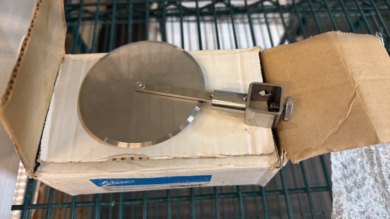 lot 449 image: cutting wheels