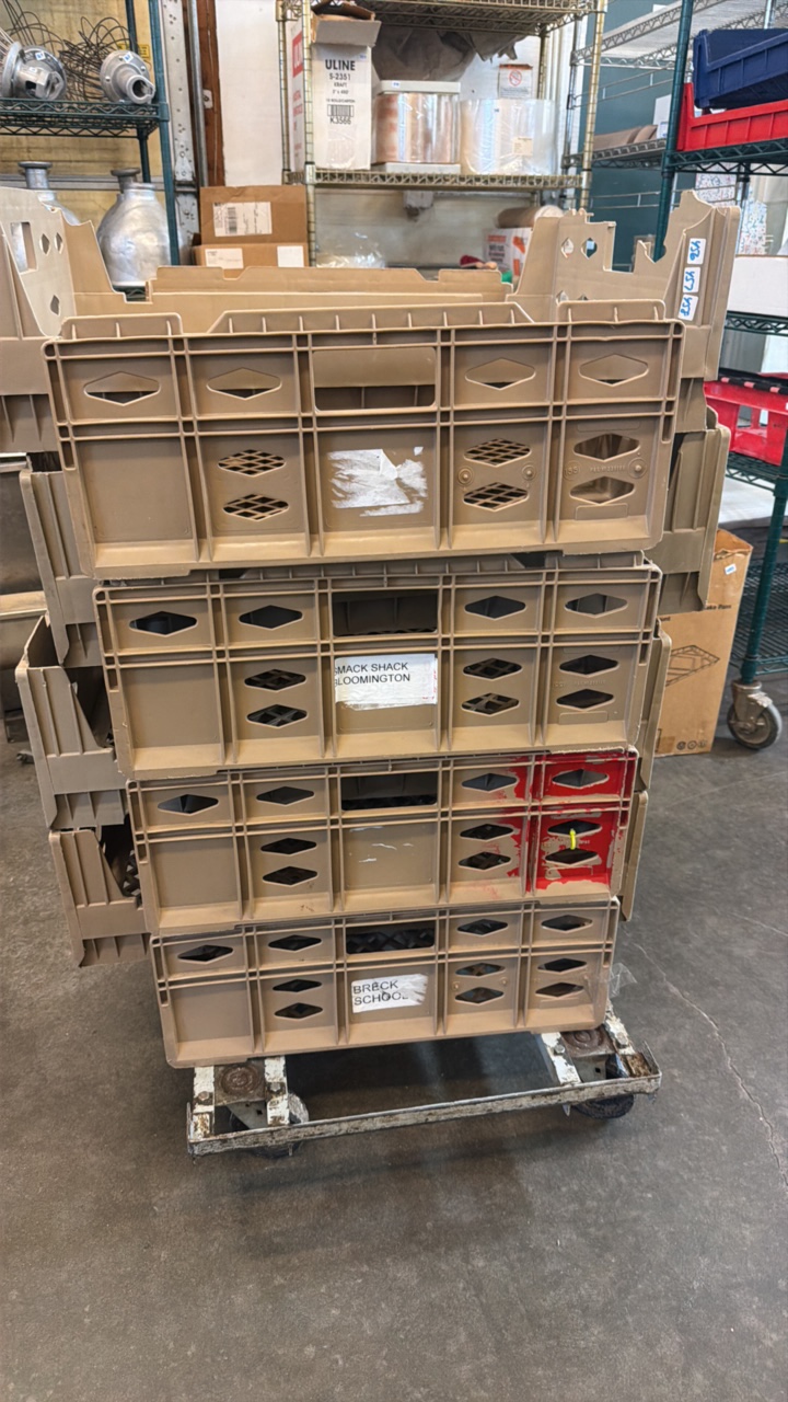 lot 457 image: bread crates