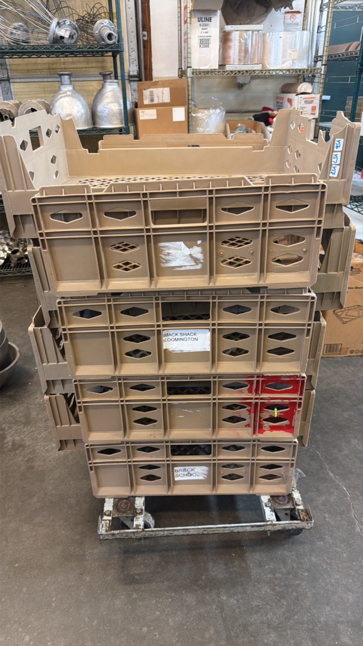 lot 458 image: bread crates