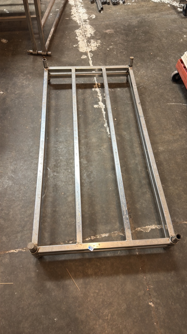 lot 467 image: riser