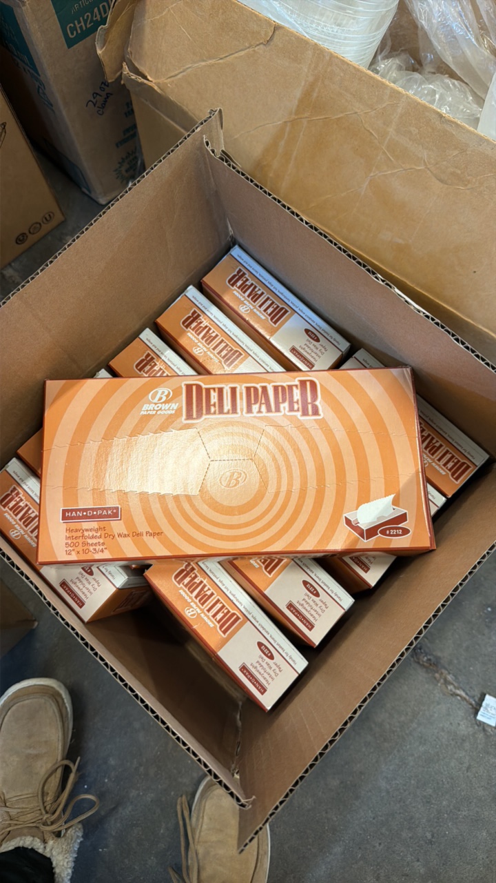 lot 472 image: deli paper