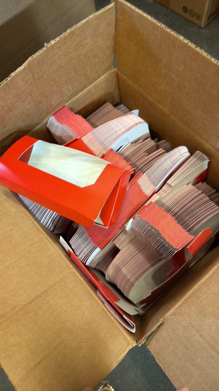 lot 480 image: Red boxes