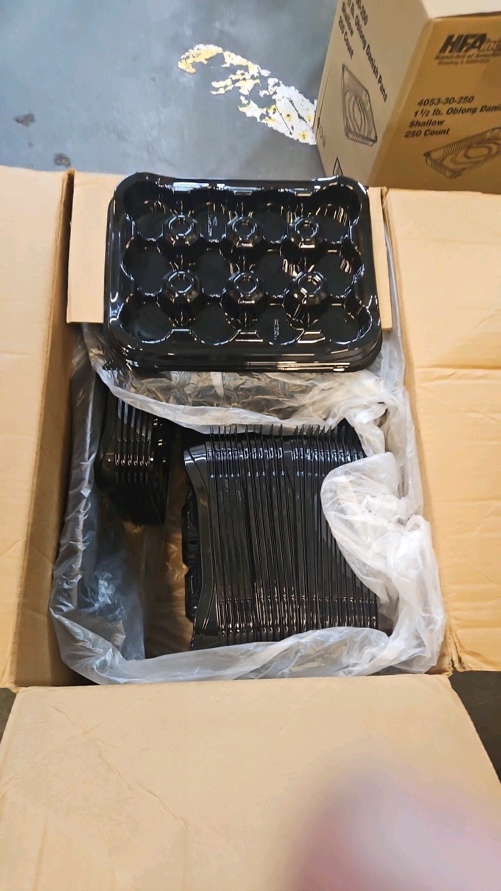 lot 490 image: 12ct Black Base